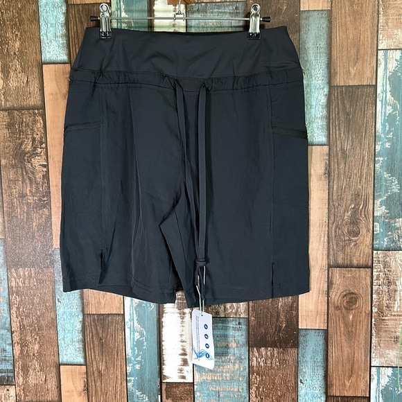 Page Pants - Large charcoal gray drawstring quick dry shorts